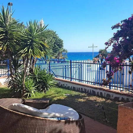 Fronte Mare Holiday home *